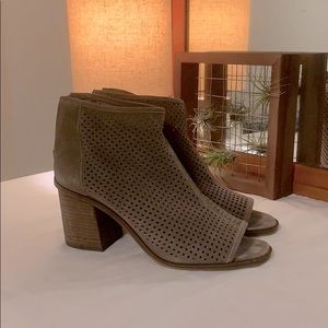 Vince Camuto Karaste Peep Toe Booties